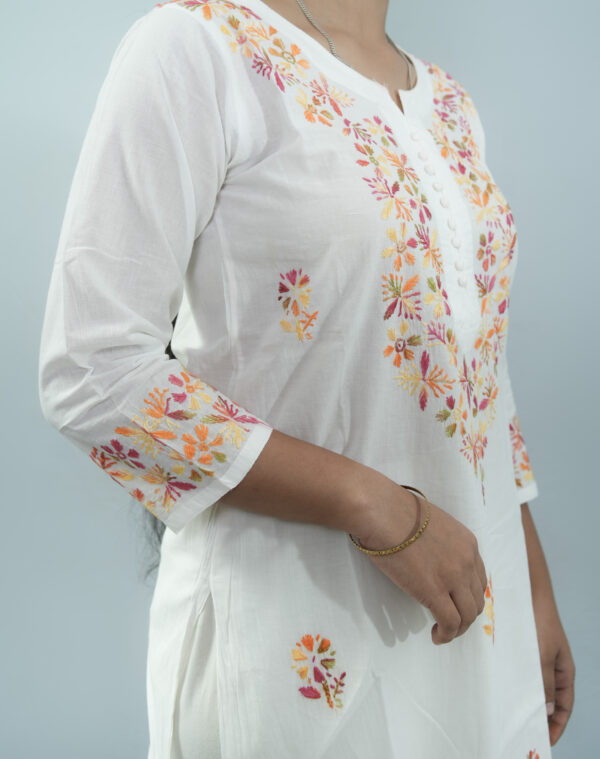 White Hand-Embroidered Floral Kurti - Image 4